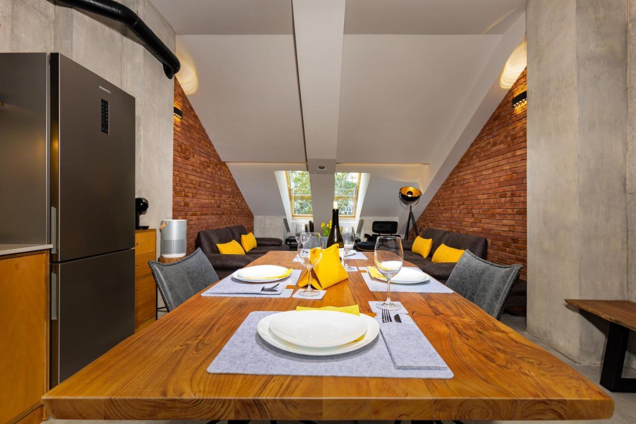 Industrial-Style 2Bd Loft With Parking Spot By Flat Mаnager Apartment Plovdiv Exterior photo