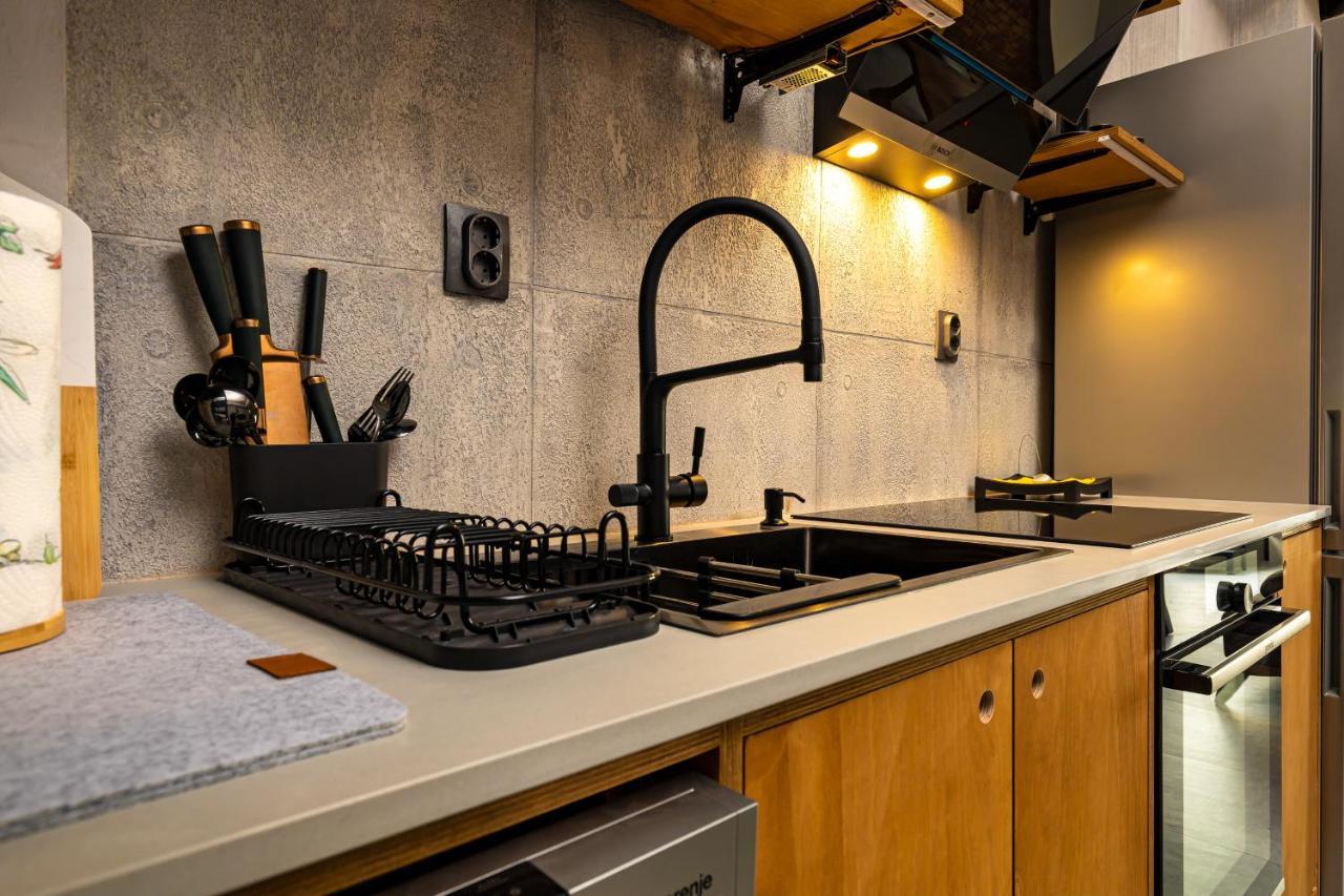 Industrial-Style 2Bd Loft With Parking Spot By Flat Mаnager Apartment Plovdiv Exterior photo